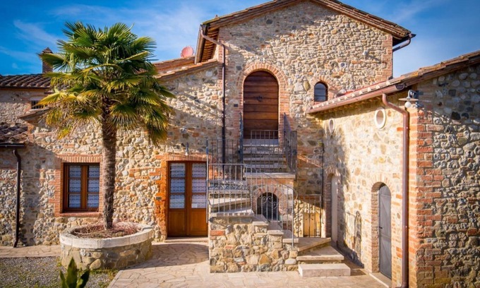 Torre A Castello Apartment | Olive Tree-Chianti Charming Flat with Private Parking!