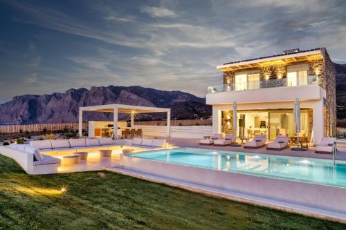Pefki Villa | OLIVIA'S Villas