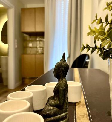 Mets Apartment | OlympianZeusApartment 2 4
