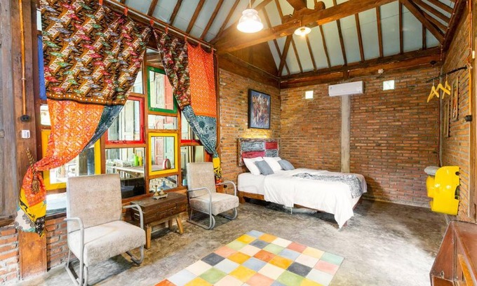 Banjarasri House | Omah Dhalang, Ethnic Java House with Nature View