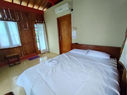Kendal Hotel | Omah Joglo Sukorejo RedPartner