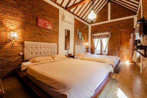 Bangunjiwo House | Omah Teras Bata Guesthouse
