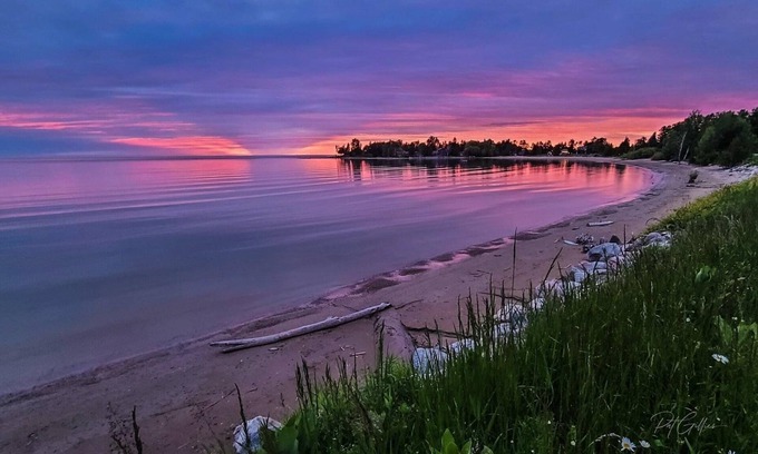 Saugeen Shores Cottage | On the bay, where you are always welcome to stay!