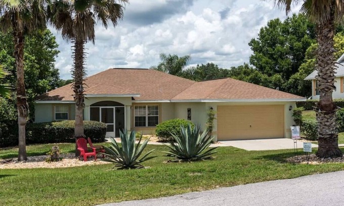 Inverness House | On the Course with a Pool