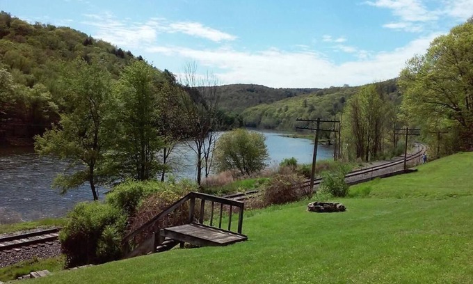 Fishs Eddy House | On the Delaware River, beautiful views, fishing, kayaking, floating, swimming
