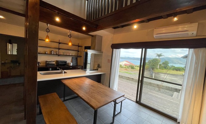 Tatsugo House | On the hill - On the hill /Oshima-gun Kagoshima