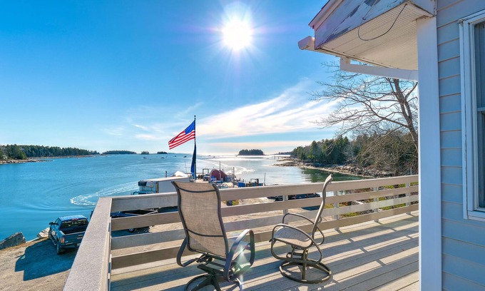 Saint George House | ON THE OCEAN, OVER LOOKING WHEELERS BAY 83 Eagle Quarry Road Spruce Head, Me