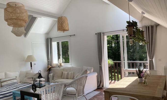 Lainville-en-Vexin Apartment | On the Prieurè golf course 40 'from Paris via the A13 exceptional wooded setting