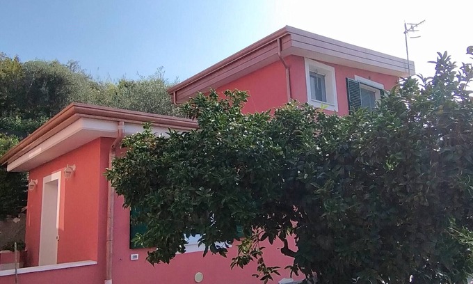 La Spezia House | Onde te vè? - House in a quiet area with 2 bedrooms and 2 bathrooms