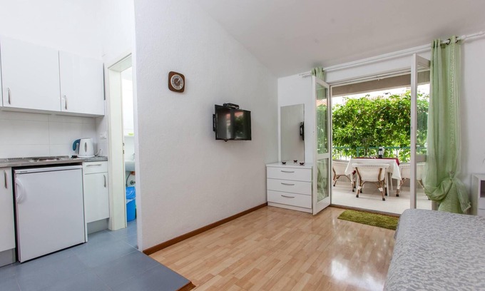 Bili brig Apartment | One bedroom Apartment Kate A2 with sea view