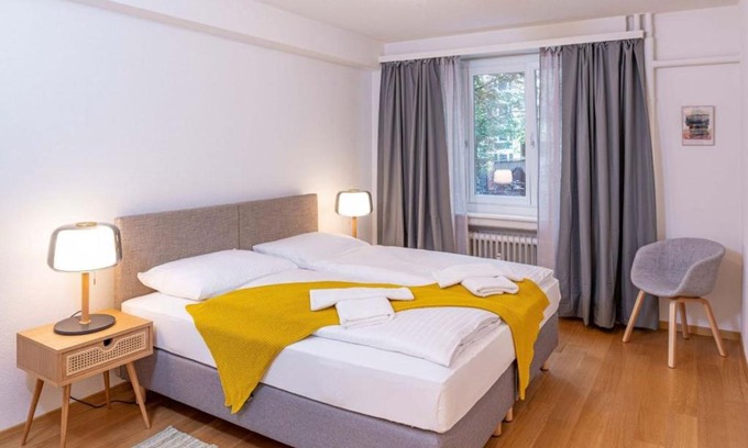Hard Apartment | one bedroom apartment in trendy Zurich West