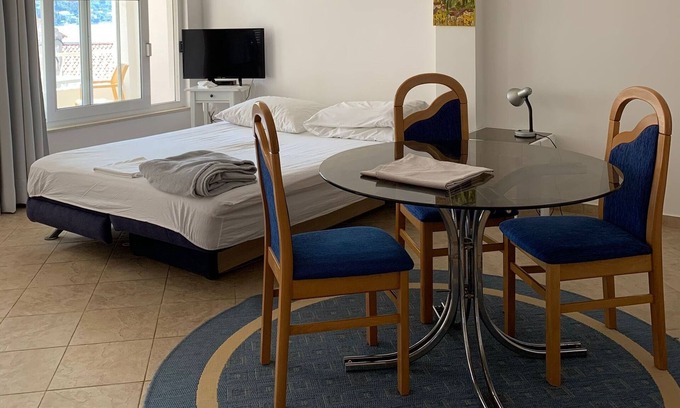 Slano Apartment | One bedroom apartment near beach Slano, Dubrovnik (A-4744-a)
