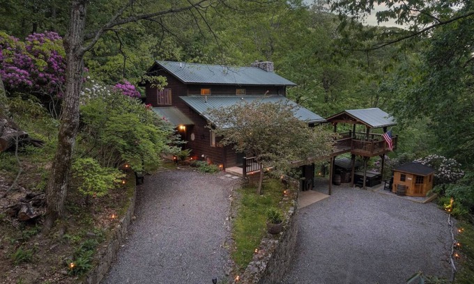 Wolf Laurel House | One of a kind, Creek Front Lodge 3 floors, 2 kitchens, long distance views.