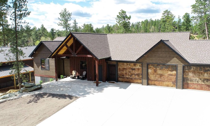 Deadwood Cabin | One-Of-A-Kind Custom 5100 Sq. Ft. Lodge W/Slide, Fire-pit, and Hot Tub!