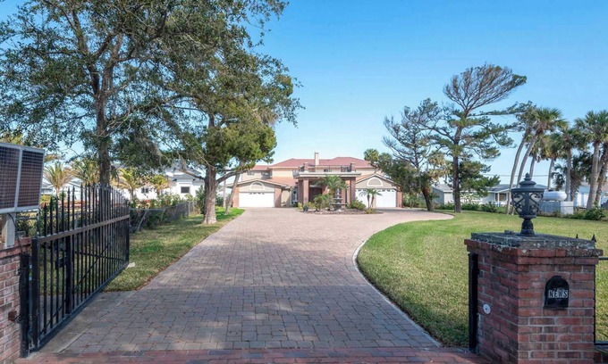 South Daytona House | One of a Kind, two story, gated Halifax Riverfront