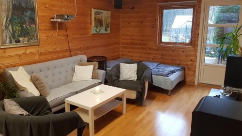 Kvernaland Apartment | One-room cabin without shower