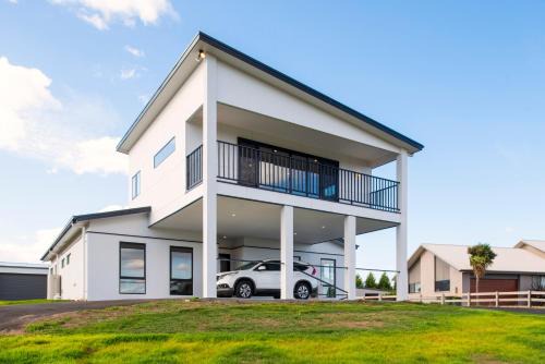 Grindelwald House | One Skyline Executive Residence