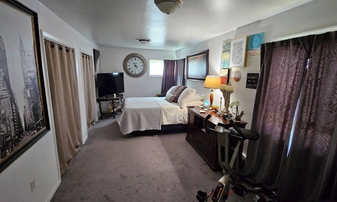 Stillwater House | Only 22 min from Saratoga Race Track, 10-20 min from major golf courses!