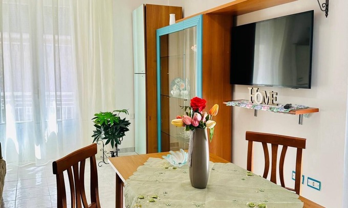 Gela Apartment | Only 8 minutes from the sea and 3 minutes from the main street
