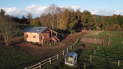 Chateau-Chervix House | Open Range