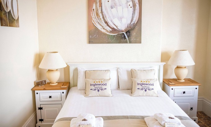 Douglas Promenade Hotel | Opul Express
