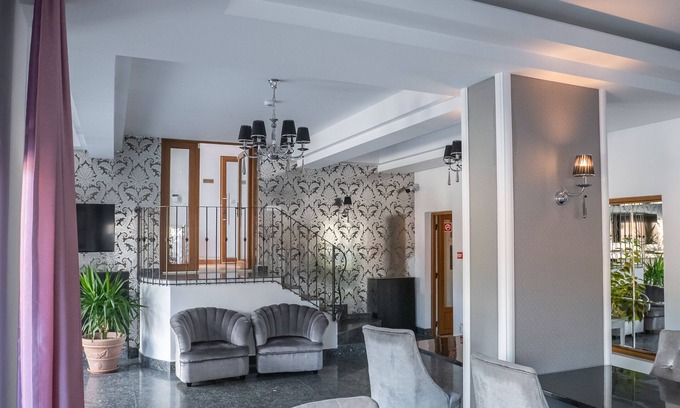 Sinaia House | Opus View