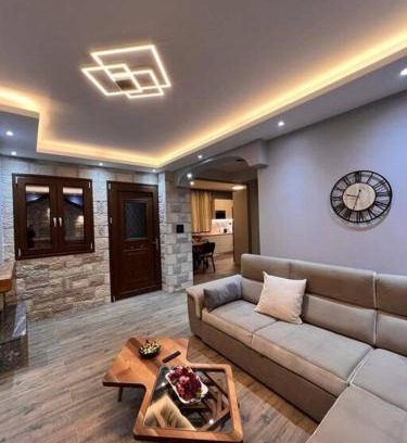 Logarata House | Ora House