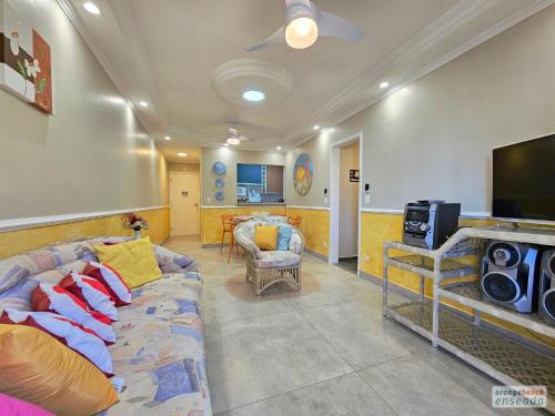 Jardim Virginia Apartment | Orange Beach Enseada Guarujá - Piscina, Ar, Wi-Fi, 3 Quartos a Poucos Passos do Mar