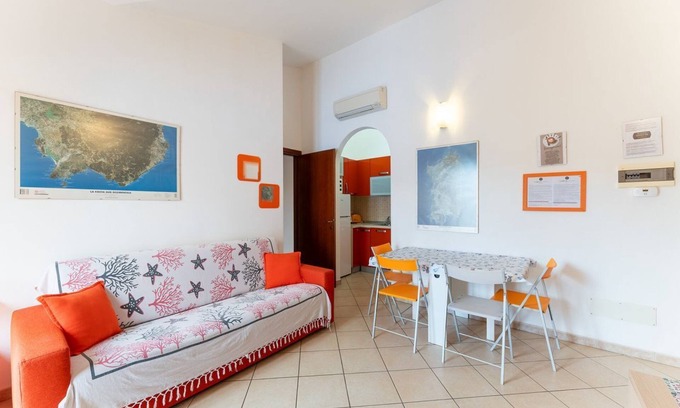 Domus de Maria Apartment | Orange House, 5 minutes from Chia