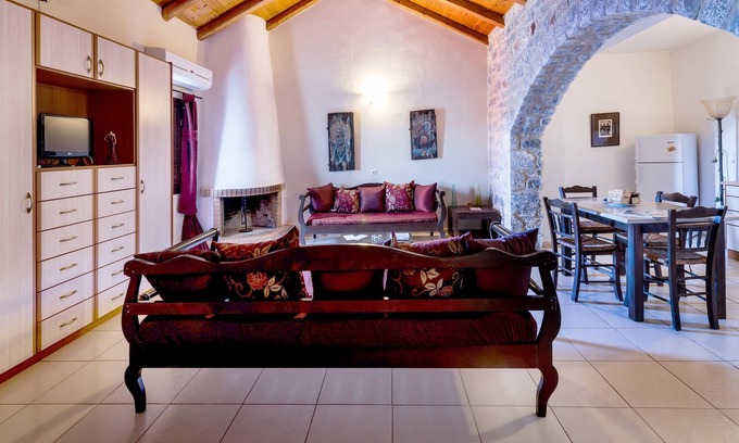 Itilo Apartment | Orestis - stone built traditional apartment