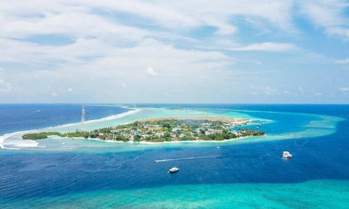 Thulusdhoo Island Hotel | Orimas Retreat