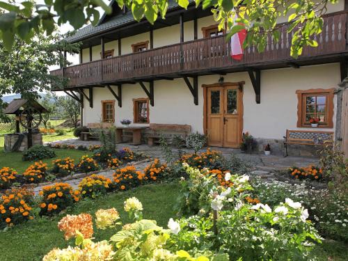 Mirsk House | Osada Jeździecka Bata