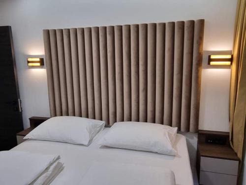 Osijek Apartment | OSIJEK LUXURY CENTER - self check in, free private parking, Ulica Ivana Gundulica 82