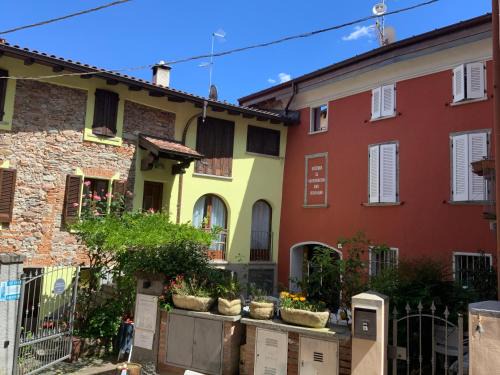 Brusimpiano Bed & Breakfast | OSTERIA al CANTONACCIO ROOMS