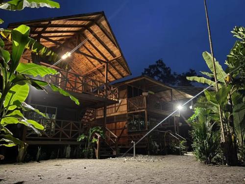 Nuqui Hotel | Ostional River