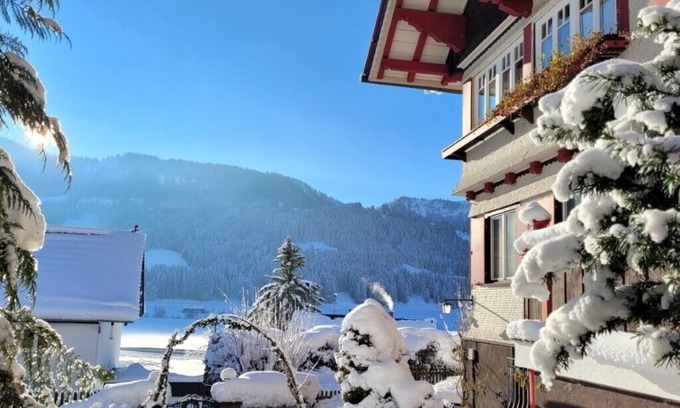 Wiedemannsdorf Apartment | Our 'Home No. 1' with mountain view, paneled living area & cozy kitchen