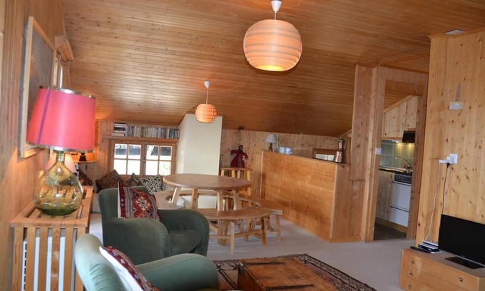 Saint-Luc Apartment | Outside : attic flat on the 2nd flooor of a chalet, for 2-4 persons, access from the "route du funic