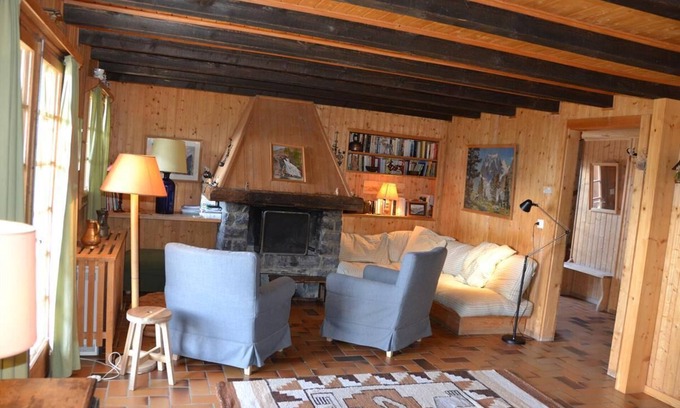 Saint-Luc Ski Chalet | Outside : flat on the ground floor and on the 1rst floor of a chalet, for 8 persons, access from the