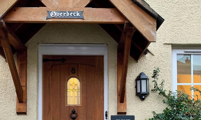 Fenny Bridges Cottage | OVERBECK COTTAGE, pet friendly, with a garden in Ottery St Mary