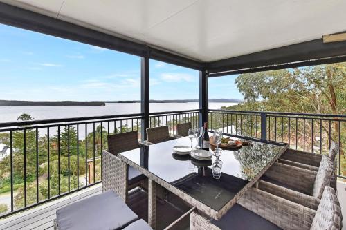 Wangi Wangi House | Overlook Nook - The Best Views in the Area