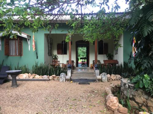 Udawalawa House | Owls Nest