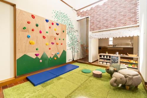 Togo-cho Villa | oyadoya seto yamanota 瀬戸 ジブリパークまで車10分 大人数子ども特化ホテル 最大12名 駐車場3台有り