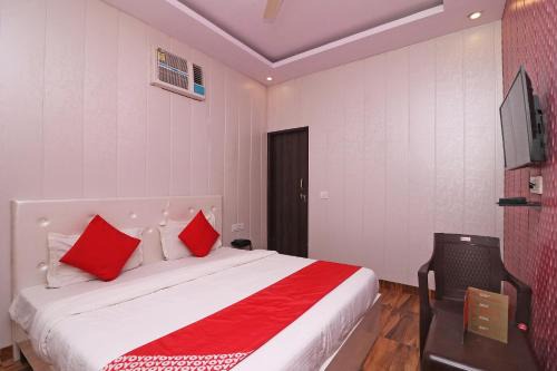 Faridabad Hotel | OYO 81074 Hotel Adb
