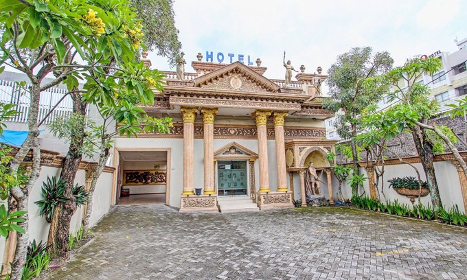 Kalasan Hotel | OYO 91785 Hotel Srikandi Kalasan