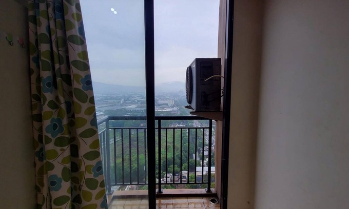 Arcamanik Hotel | OYO 93552 Tamansari Panoramic Apartment By Anwar