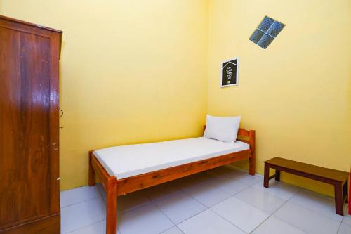 Surakarta Hotel | OYO Life 2867 Kos Kuning
