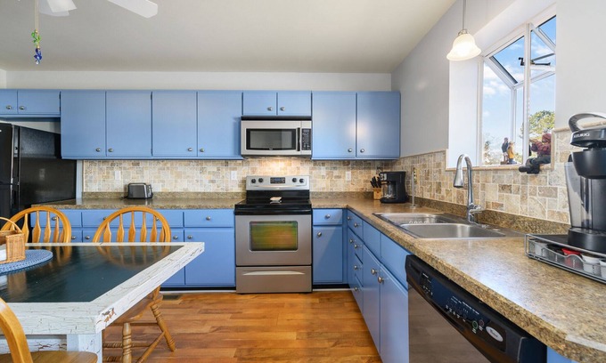 Deep Hole House | Oyster Bay Hideaway on Chincoteague Island!