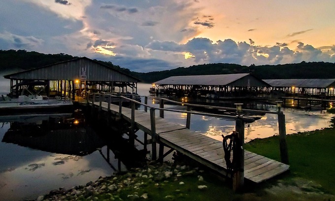 Branson Resort | OZARK BEACH RESORT Cabin & Boat Rentals