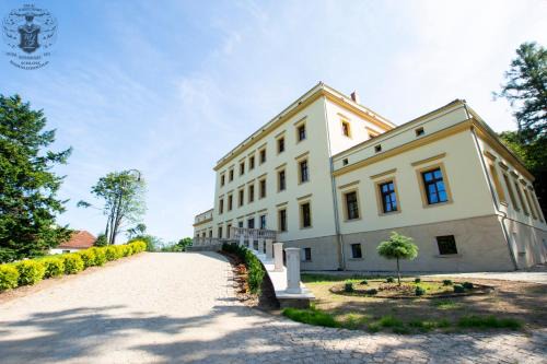 Lubiechowa Bed & Breakfast | Pałac Lubiechowa-Jelenia Góra- Riesengebirge