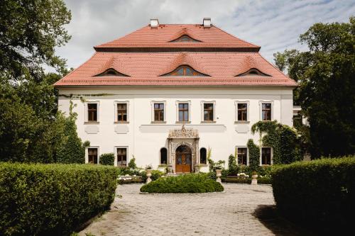 Wolow Hotel | Pałac Mojęcice